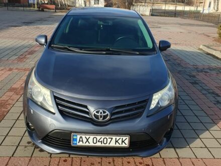 Тойота Авенсіс 2012 у Карловке на Automoto.ua Синій Тойота Авенсіс, об'ємом двигуна 2 л та пробігом 170 тис. км за 10500 $, фото 1 на Automoto.ua