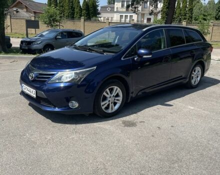 Синий Тойота Авенсис, объемом двигателя 2 л и пробегом 267 тыс. км за 11500 $, фото 1 на Automoto.ua