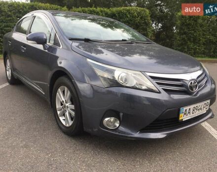 Синий Тойота Авенсис, объемом двигателя 1.8 л и пробегом 125 тыс. км за 11500 $, фото 1 на Automoto.ua