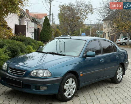 Зелений Тойота Авенсіс, об'ємом двигуна 1.8 л та пробігом 220 тис. км за 3999 $, фото 5 на Automoto.ua