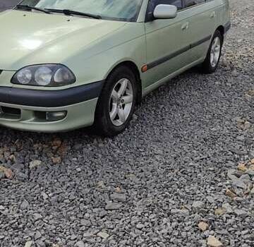 Зеленый Тойота Авенсис, объемом двигателя 1.8 л и пробегом 310 тыс. км за 3200 $, фото 9 на Automoto.ua