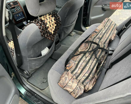 Зеленый Тойота Авенсис, объемом двигателя 1.8 л и пробегом 426 тыс. км за 3800 $, фото 10 на Automoto.ua