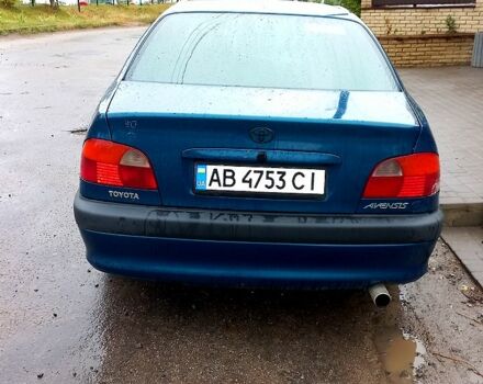 Зеленый Тойота Авенсис, объемом двигателя 1.6 л и пробегом 360 тыс. км за 3100 $, фото 1 на Automoto.ua