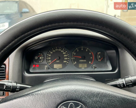 Зеленый Тойота Авенсис, объемом двигателя 1.8 л и пробегом 426 тыс. км за 3800 $, фото 6 на Automoto.ua