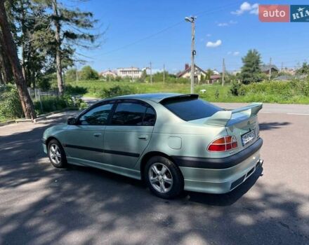 Зелений Тойота Авенсіс, об'ємом двигуна 1.8 л та пробігом 323 тис. км за 4100 $, фото 9 на Automoto.ua