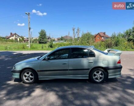 Зелений Тойота Авенсіс, об'ємом двигуна 1.8 л та пробігом 323 тис. км за 4100 $, фото 7 на Automoto.ua