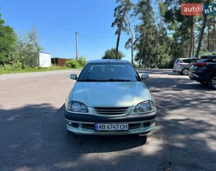 Зелений Тойота Авенсіс, об'ємом двигуна 1.8 л та пробігом 323 тис. км за 4100 $, фото 12 на Automoto.ua