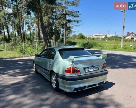 Зелений Тойота Авенсіс, об'ємом двигуна 1.8 л та пробігом 323 тис. км за 4100 $, фото 6 на Automoto.ua