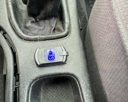 Зеленый Тойота Авенсис, объемом двигателя 2 л и пробегом 306 тыс. км за 4300 $, фото 31 на Automoto.ua