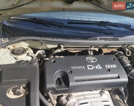 Зеленый Тойота Авенсис, объемом двигателя 2 л и пробегом 233 тыс. км за 4900 $, фото 8 на Automoto.ua