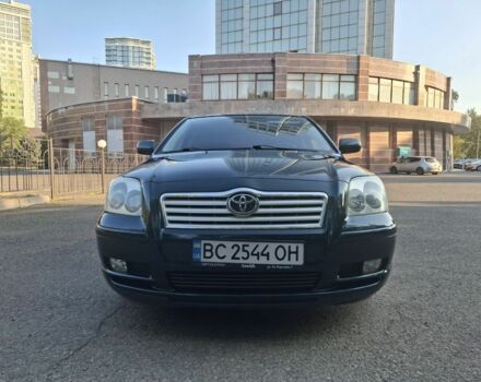 Зеленый Тойота Авенсис, объемом двигателя 1.8 л и пробегом 214 тыс. км за 5000 $, фото 1 на Automoto.ua