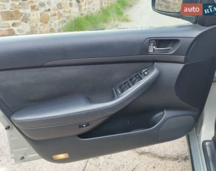 Зеленый Тойота Авенсис, объемом двигателя 2 л и пробегом 233 тыс. км за 4900 $, фото 2 на Automoto.ua