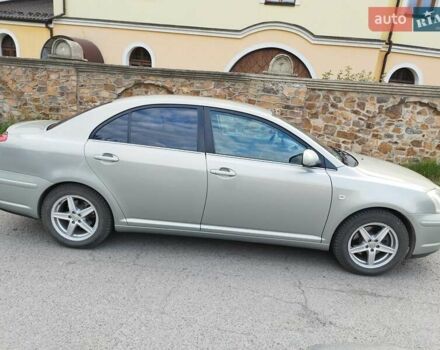 Зеленый Тойота Авенсис, объемом двигателя 2 л и пробегом 233 тыс. км за 4900 $, фото 7 на Automoto.ua