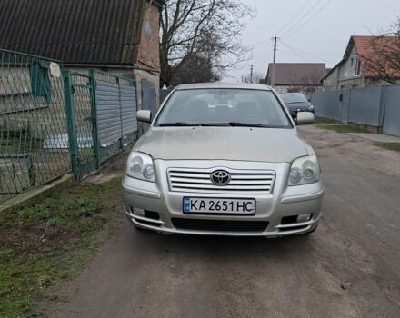 Зеленый Тойота Авенсис, объемом двигателя 1.8 л и пробегом 320 тыс. км за 4500 $, фото 1 на Automoto.ua