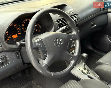 Зеленый Тойота Авенсис, объемом двигателя 1.8 л и пробегом 285 тыс. км за 5999 $, фото 38 на Automoto.ua