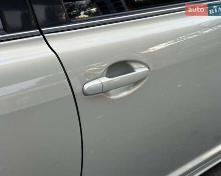 Зеленый Тойота Авенсис, объемом двигателя 1.8 л и пробегом 285 тыс. км за 5999 $, фото 30 на Automoto.ua