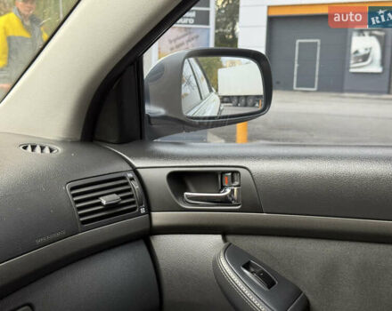 Зеленый Тойота Авенсис, объемом двигателя 1.8 л и пробегом 285 тыс. км за 5999 $, фото 49 на Automoto.ua