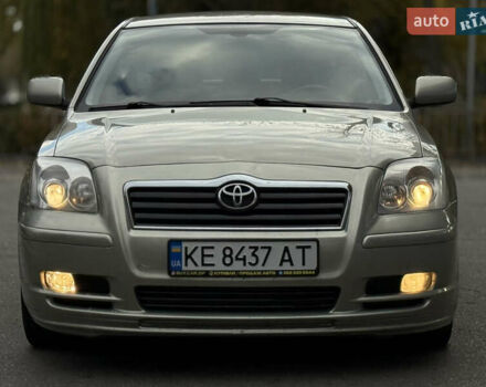 Зеленый Тойота Авенсис, объемом двигателя 1.8 л и пробегом 285 тыс. км за 5999 $, фото 7 на Automoto.ua