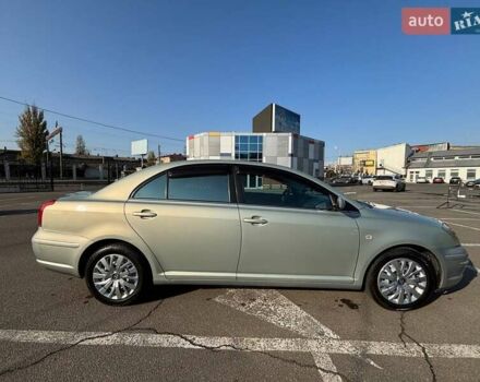 Зеленый Тойота Авенсис, объемом двигателя 1.8 л и пробегом 254 тыс. км за 5500 $, фото 5 на Automoto.ua