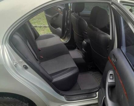 Зеленый Тойота Авенсис, объемом двигателя 1.76 л и пробегом 266 тыс. км за 5000 $, фото 10 на Automoto.ua