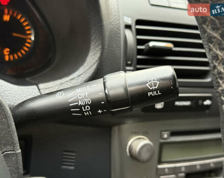 Зеленый Тойота Авенсис, объемом двигателя 1.8 л и пробегом 285 тыс. км за 5999 $, фото 46 на Automoto.ua