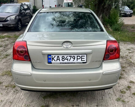Зеленый Тойота Авенсис, объемом двигателя 1.76 л и пробегом 155 тыс. км за 6500 $, фото 2 на Automoto.ua