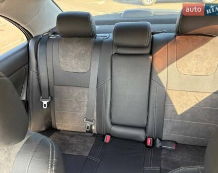 Зеленый Тойота Авенсис, объемом двигателя 1.8 л и пробегом 254 тыс. км за 5500 $, фото 18 на Automoto.ua