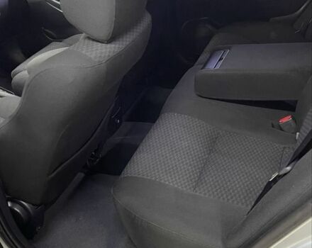 Зелений Тойота Авенсіс, об'ємом двигуна 1.8 л та пробігом 2 тис. км за 6300 $, фото 7 на Automoto.ua