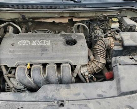 Зеленый Тойота Авенсис, объемом двигателя 1.79 л и пробегом 96 тыс. км за 9300 $, фото 1 на Automoto.ua