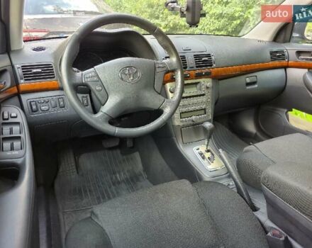 Зелений Тойота Авенсіс, об'ємом двигуна 2 л та пробігом 167 тис. км за 8000 $, фото 6 на Automoto.ua