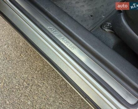 Зелений Тойота Авенсіс, об'ємом двигуна 2 л та пробігом 167 тис. км за 8000 $, фото 13 на Automoto.ua