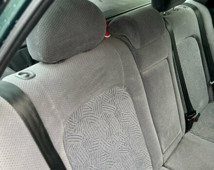 Зеленый Тойота Авенсис, объемом двигателя 2 л и пробегом 472 тыс. км за 3000 $, фото 7 на Automoto.ua