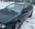Зеленый Тойота Авенсис, объемом двигателя 2 л и пробегом 393 тыс. км за 2300 $, фото 1 на Automoto.ua