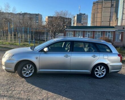 Зеленый Тойота Авенсис, объемом двигателя 2 л и пробегом 331 тыс. км за 2700 $, фото 6 на Automoto.ua