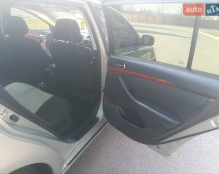 Зеленый Тойота Авенсис, объемом двигателя 1.8 л и пробегом 187 тыс. км за 6100 $, фото 20 на Automoto.ua