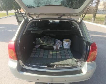 Зелений Тойота Авенсіс, об'ємом двигуна 1.8 л та пробігом 186 тис. км за 5950 $, фото 7 на Automoto.ua