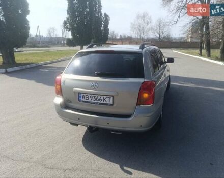 Зеленый Тойота Авенсис, объемом двигателя 1.8 л и пробегом 187 тыс. км за 6100 $, фото 8 на Automoto.ua