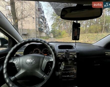 Зелений Тойота Авенсіс, об'ємом двигуна 1.8 л та пробігом 187 тис. км за 4300 $, фото 4 на Automoto.ua