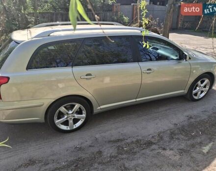 Зеленый Тойота Авенсис, объемом двигателя 2 л и пробегом 221 тыс. км за 5500 $, фото 6 на Automoto.ua