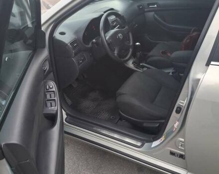 Зеленый Тойота Авенсис, объемом двигателя 2 л и пробегом 221 тыс. км за 5500 $, фото 16 на Automoto.ua