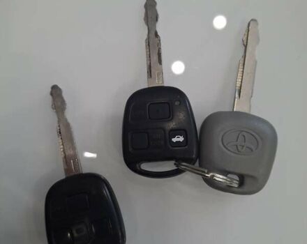 Зеленый Тойота Авенсис, объемом двигателя 2 л и пробегом 221 тыс. км за 5500 $, фото 26 на Automoto.ua