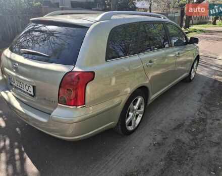 Зеленый Тойота Авенсис, объемом двигателя 2 л и пробегом 221 тыс. км за 5500 $, фото 5 на Automoto.ua