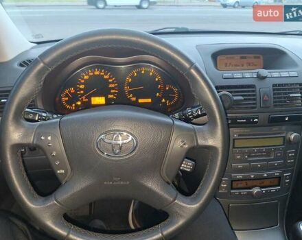 Зеленый Тойота Авенсис, объемом двигателя 2 л и пробегом 221 тыс. км за 5500 $, фото 15 на Automoto.ua