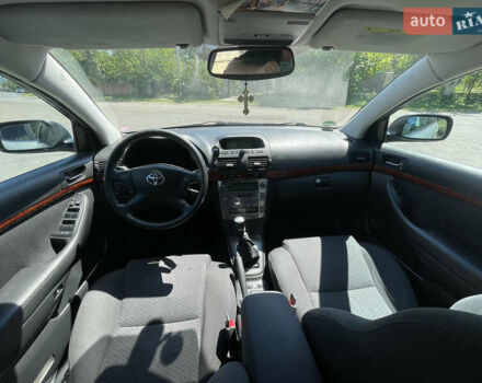 Зеленый Тойота Авенсис, объемом двигателя 2.2 л и пробегом 247 тыс. км за 6100 $, фото 3 на Automoto.ua