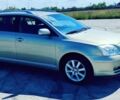 Зеленый Тойота Авенсис, объемом двигателя 2 л и пробегом 215 тыс. км за 6000 $, фото 1 на Automoto.ua