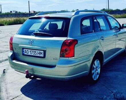 Зеленый Тойота Авенсис, объемом двигателя 2 л и пробегом 215 тыс. км за 6000 $, фото 4 на Automoto.ua