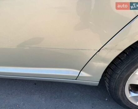 Зеленый Тойота Авенсис, объемом двигателя 2.01 л и пробегом 231 тыс. км за 6550 $, фото 17 на Automoto.ua