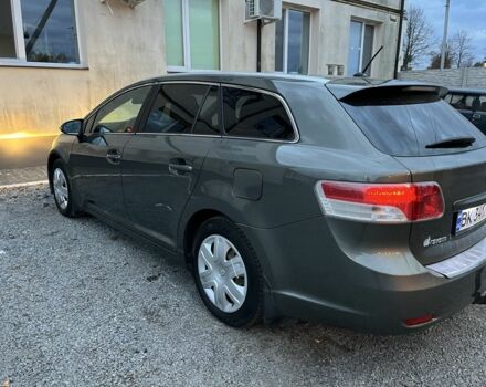 Зеленый Тойота Авенсис, объемом двигателя 2 л и пробегом 277 тыс. км за 8500 $, фото 4 на Automoto.ua