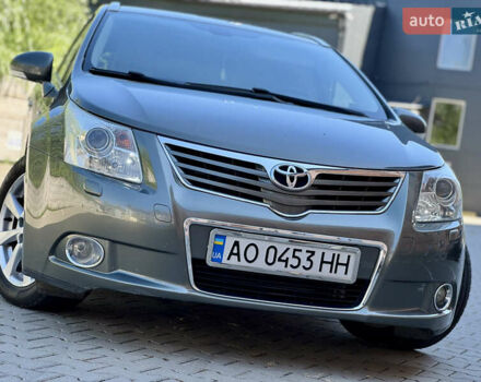 Зеленый Тойота Авенсис, объемом двигателя 2.2 л и пробегом 320 тыс. км за 8800 $, фото 12 на Automoto.ua
