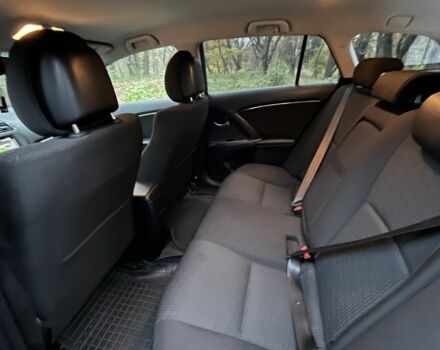 Зеленый Тойота Авенсис, объемом двигателя 2 л и пробегом 277 тыс. км за 8500 $, фото 12 на Automoto.ua